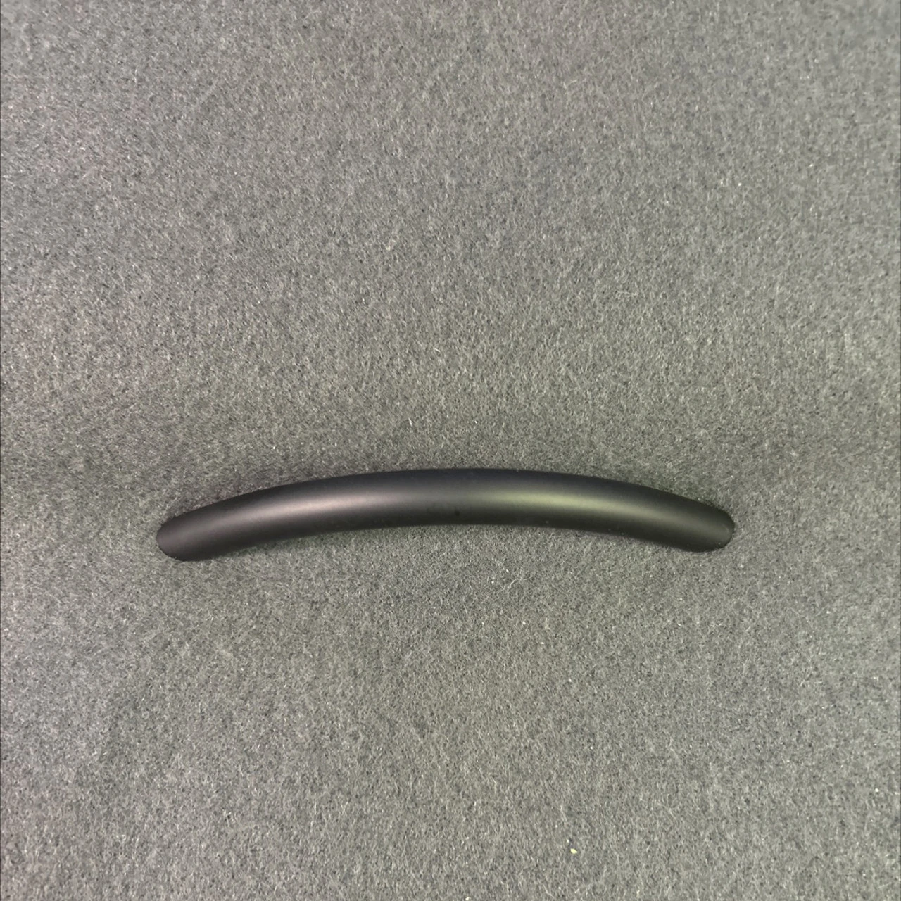 3-3/4" Avante Bow Pull Flat Black 1 3-3/4" Avante Bow Pull Flat Black