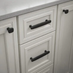 Liberty 5" Beveled Pull Flat Black 9 Liberty 5" Beveled Pull Flat Black -D'Lawless Hardware Shop 128mm black beveled pull 11 75848.1645118047