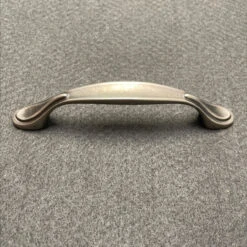 3-3/4" Windsor Teardrop Pull Antique Pewter
