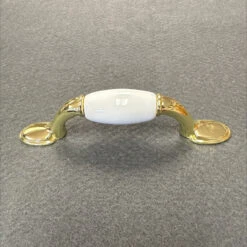 Liberty 3" Spoon Foot Pull With Brass With White Ceramic Insert