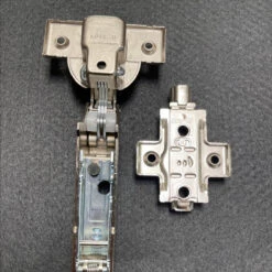 Liberty 110 Degree Pair Full Inset Frameless Hinge -D'Lawless Hardware Shop 5A081B0F DC9E 4F16 92F2 52B7568472E3 17234.1659457006