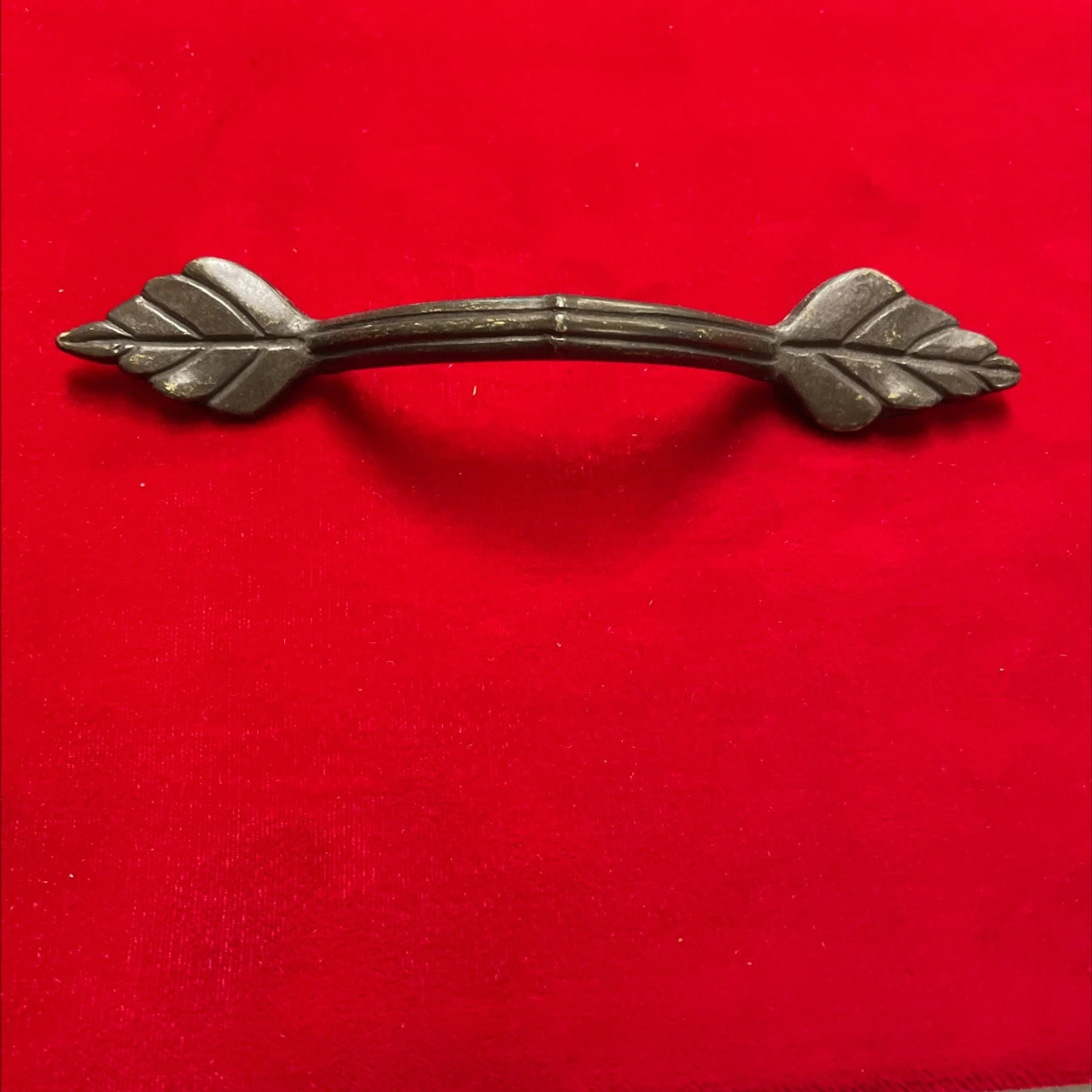 3" Leaf Pull Weathered Antique Bronze 1 3" Leaf Pull Weathered Antique Bronze