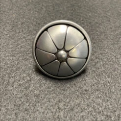 1-1/2" Kama Flower Knob Antique Silver