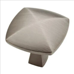 Liberty 1-3/16" Devereux Knob Heirloom Silver