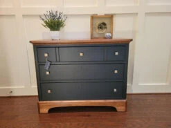 Liberty 1-1/8" Classic Square Knob Champagne Bronze -D'Lawless Hardware Shop ThomasvilleBlueChest1 30948.1660334256