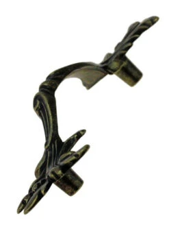 3" French Provincial Leaf Pull Antique Brass -D'Lawless Hardware Shop antique brass french provincial leaf pull 3 p3288 076ab 19 18606.1646423160