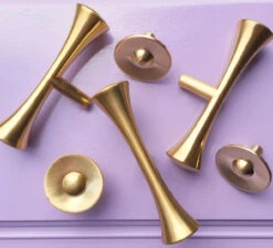 Liberty 1-3/8" Asian Hub Knob Tumbled Antique Brass -D'Lawless Hardware Shop asian hub tumbled antique brass knob 1 3 8 lq pbf253y abt c7 5 20196.1642782032