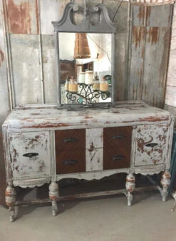 Liberty 4" Augustine Cup Pull Bronze With Gold Highlights -D'Lawless Hardware Shop augustine cup pull 4 bronze with gold highlights l p28118 vbg c 17 70782.1658846403