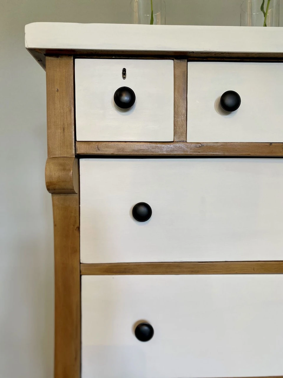 Liberty 1-1/4" Sophia Knob Flat Black 4 Liberty 1-1/4" Sophia Knob Flat Black - Image 4