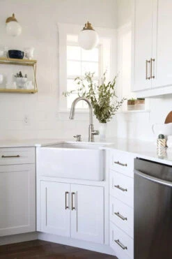 Liberty 5" Builder Fashion Francisco Pull Champagne Bronze -D'Lawless Hardware Shop champagne bronze francisco pull 5 36 96487.1645546209