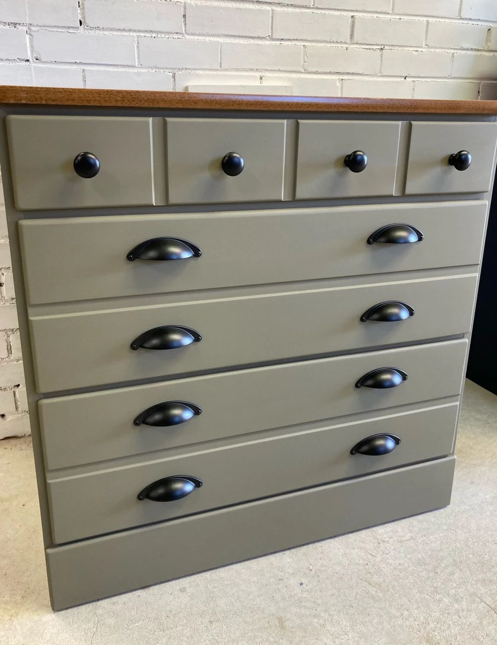 1-1/4" Country Store Knob Flat Black 20 1-1/4" Country Store Knob Flat Black - Image 20