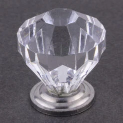 1-1/4" Diamond Cut Acrylic Knob Clear And Chrome