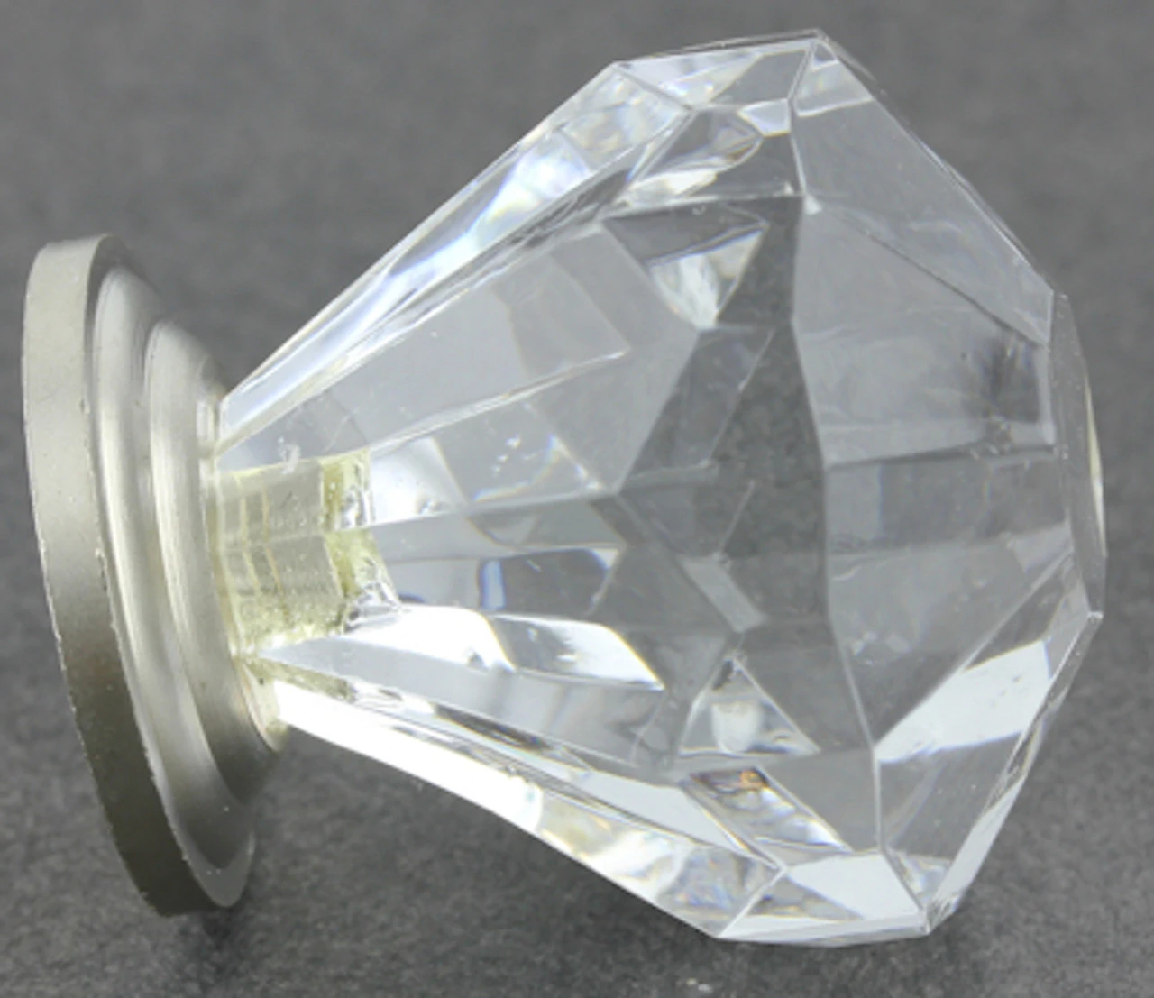 1-1/4" Diamond Cut Acrylic Knob Clear With Satin Nickel Base 2 1-1/4" Diamond Cut Acrylic Knob Clear With Satin Nickel Base - Image 2