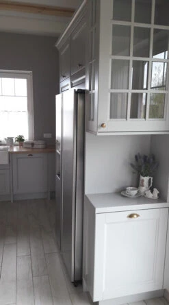 1-1/4" Country Store Knob Antique English -D'Lawless Hardware Shop colonial antique english country store knob 1 1 4 diameter p3325 31ae 8 46377.1647375137