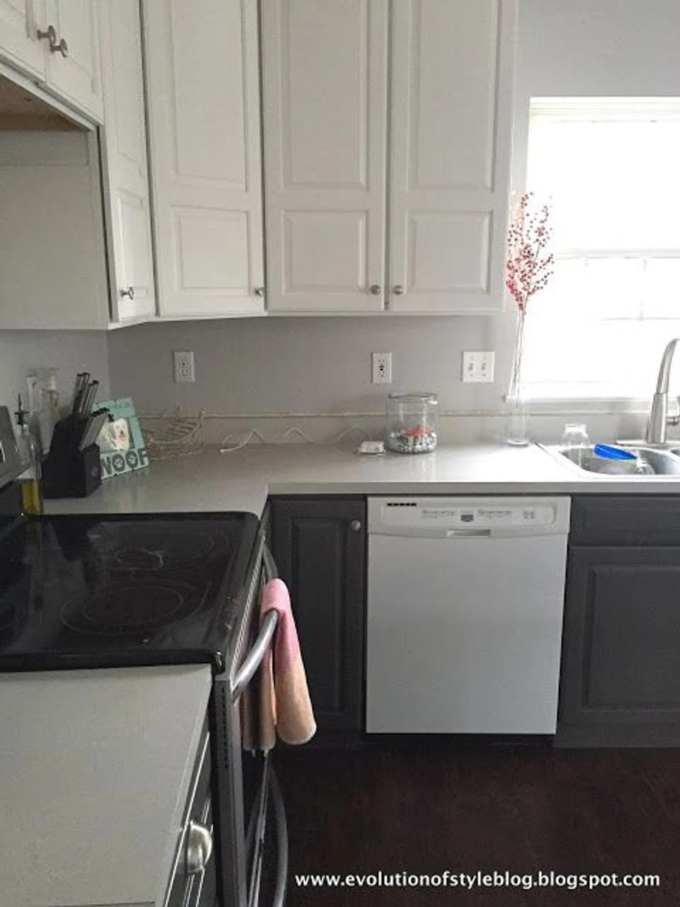 Liberty 1-3/16" Contemporary Collection Knob Satin Nickel 3 Liberty 1-3/16" Contemporary Collection Knob Satin Nickel - Image 3