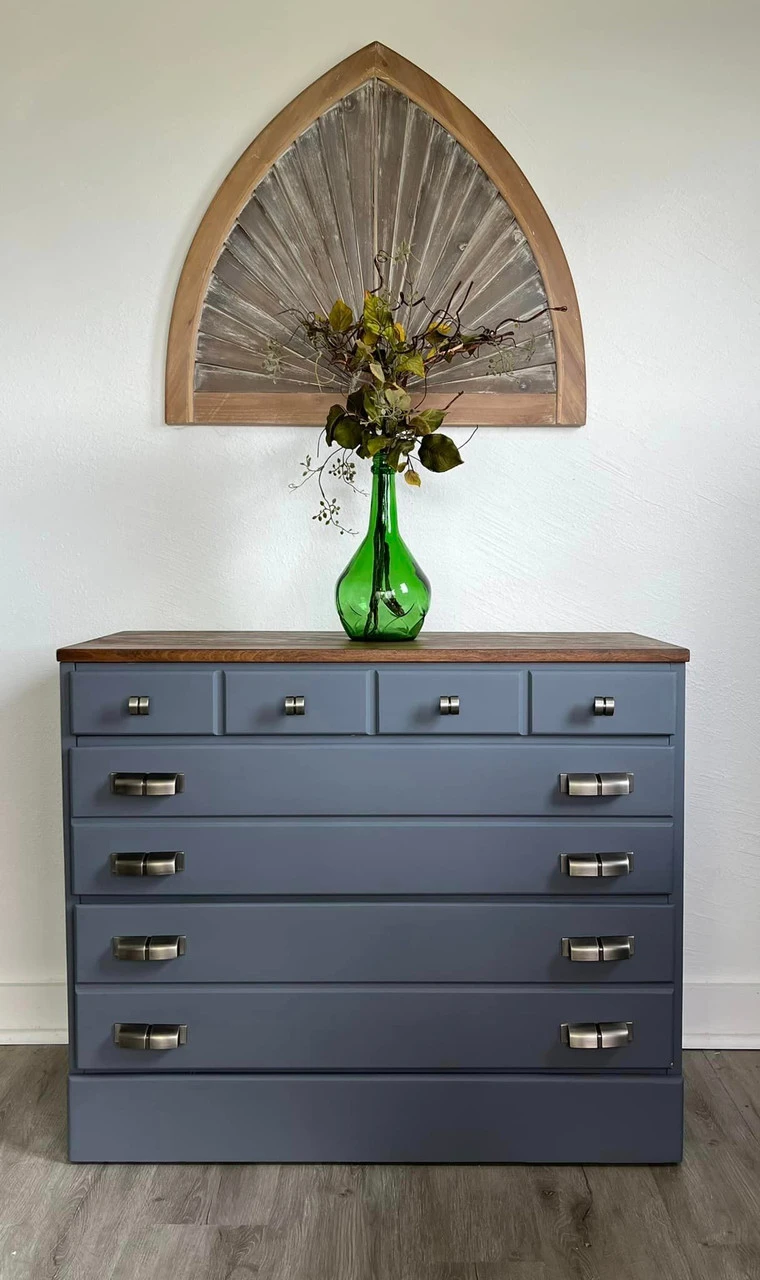 Liberty 1-1/8" Warm Industrial Square Knob Heirloom Silver 2 Liberty 1-1/8" Warm Industrial Square Knob Heirloom Silver - Image 2