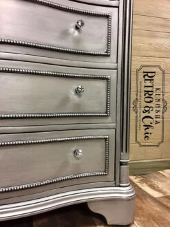 1-1/8" Diamond Acrylic Knob With Oil Rubbed Bronze Base 13 1-1/8" Diamond Acrylic Knob With Oil Rubbed Bronze Base -D'Lawless Hardware Shop diamond acrylic knob with bronze solid brass base dl ck 1007 27ob 41 82831.1644526360