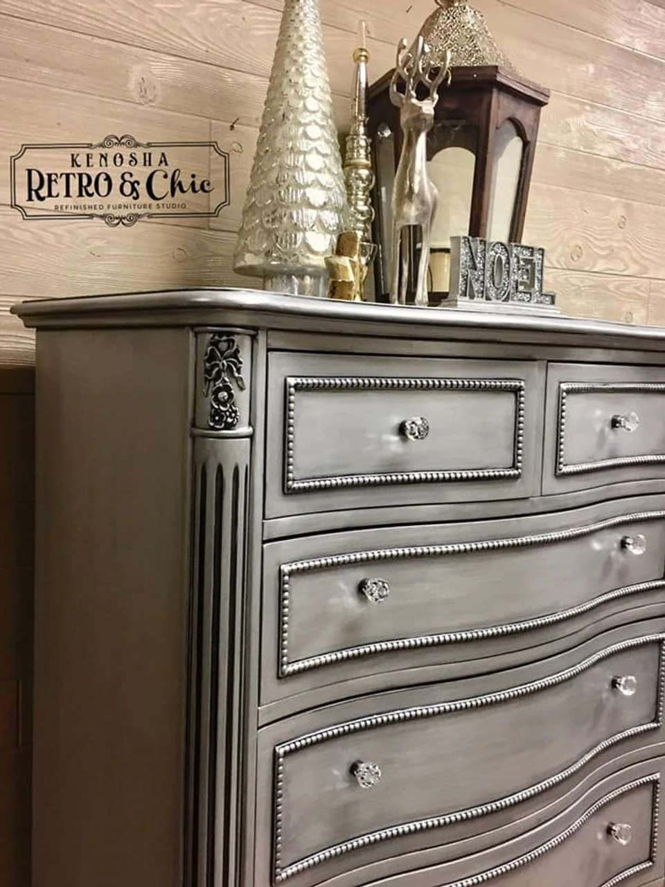 1-1/8" Diamond Acrylic Knob With Oil Rubbed Bronze Base 7 1-1/8" Diamond Acrylic Knob With Oil Rubbed Bronze Base - Image 7