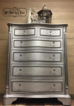 1-1/8" Diamond Acrylic Knob With Oil Rubbed Bronze Base 15 1-1/8" Diamond Acrylic Knob With Oil Rubbed Bronze Base -D'Lawless Hardware Shop diamond acrylic knob with bronze solid brass base dl ck 1007 27ob 43 88096.1644526360