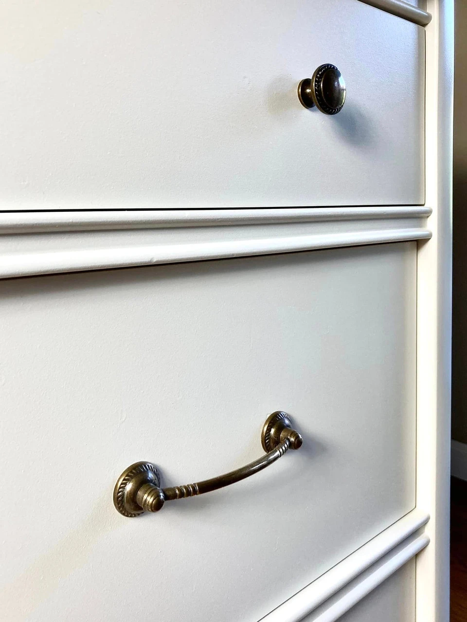 Liberty 3-3/4" Roped Edge Pull Antique Brass 2 Liberty 3-3/4" Roped Edge Pull Antique Brass - Image 2