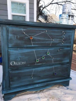 Liberty 1-1/4" Glass Knob Emerald & Brushed Satin Pewter -D'Lawless Hardware Shop emerald glass brushed satin pewter knob 1 1 4 6 88207.1657741340