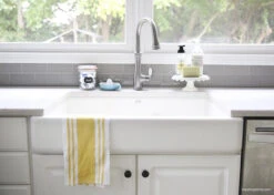 1-1/4" Classic Knob Flat Black -D'Lawless Hardware Shop flat black knob 1 1 4 classic p2737 1 bk 6 31139.1658253910