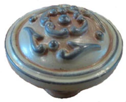 Liberty 1-1/2" French Lace Romantics Knob Tumbled Red Antique