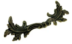 2-1/2" French Provincial Leaf Pull Antique Brass