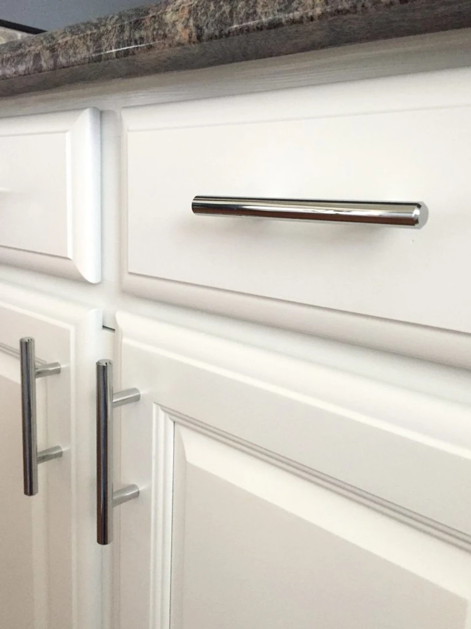 Liberty 10-1/16" Builder's Program Steel Bar Pull Polished Chrome 5 Liberty 10-1/16" Builder's Program Steel Bar Pull Polished Chrome - Image 5