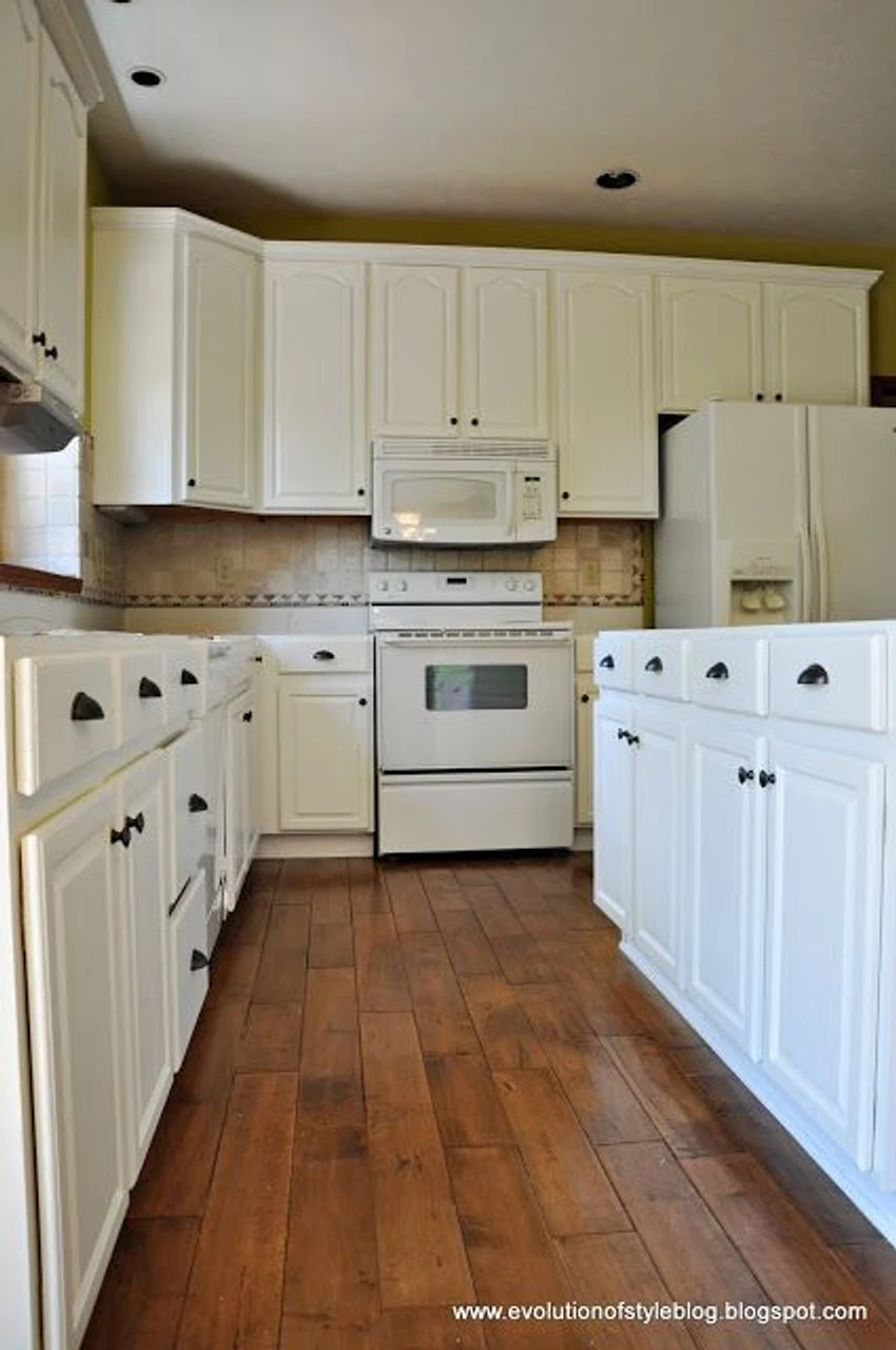 Liberty 1-3/16" Modern Individuals Ridge Knob Oil Rubbed Bronze 4 Liberty 1-3/16" Modern Individuals Ridge Knob Oil Rubbed Bronze - Image 4