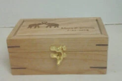 Liberty Pair Small Solid Brass Jewel Box Hinge 1-1/8"X1-1/4" - 2 Per Pkg L-20721-1XC -D'Lawless Hardware Shop pair small solid brass jewel box hinge 1 1 8 x1 1 4 2 per pkg l 20721 1xc 5 01683.1659383183