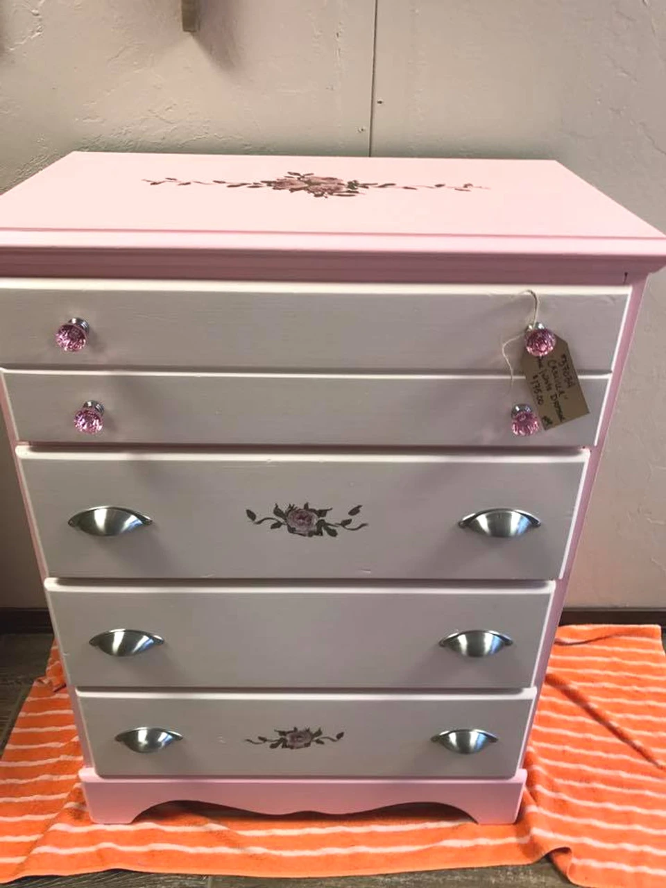 1-1/4" Pink Diamond Acrylic Knob Chrome 2 1-1/4" Pink Diamond Acrylic Knob Chrome - Image 2