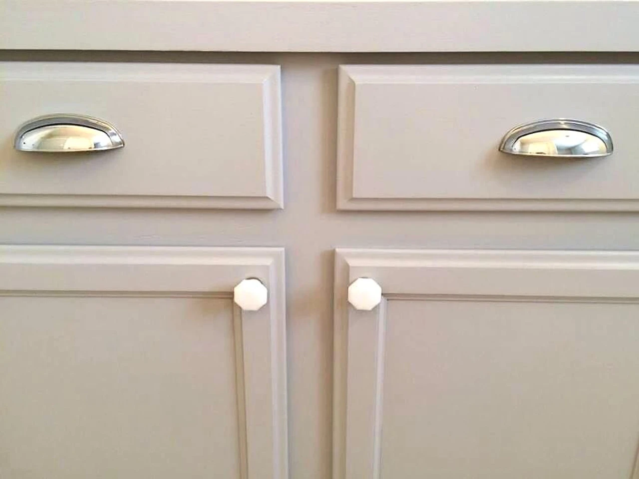 Liberty 2-1/2" Or 3" Dual Mount Cup Pull Polished Chrome 4 Liberty 2-1/2" Or 3" Dual Mount Cup Pull Polished Chrome - Image 4