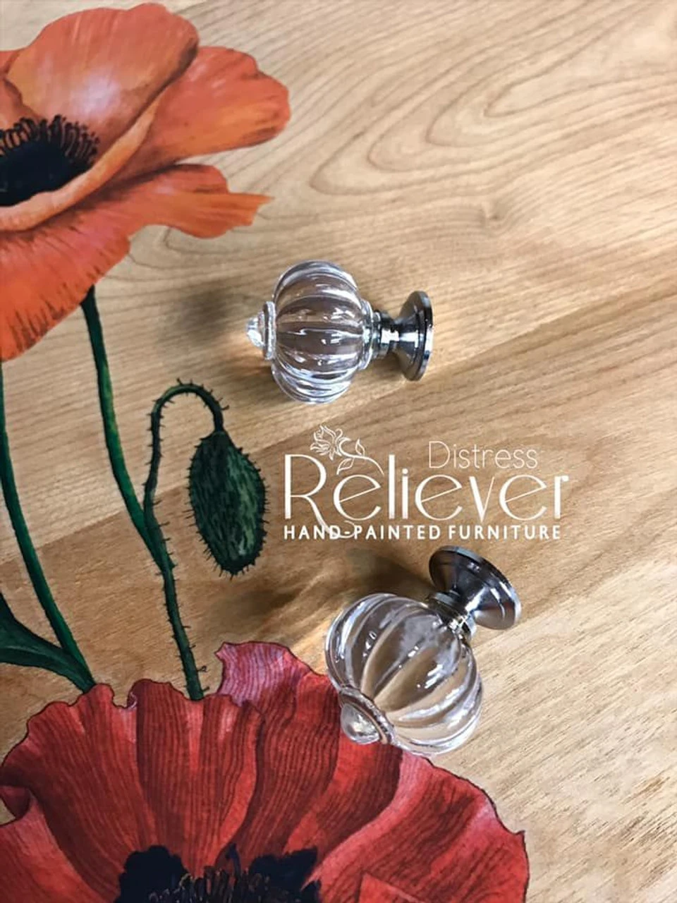 1-1/16" Acrylic Pumpkin Shaped Knob Clear With Chrome 3 1-1/16" Acrylic Pumpkin Shaped Knob Clear With Chrome - Image 3