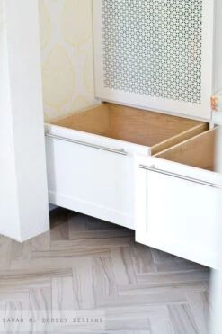 Liberty 17-5/8" Bauhaus Bar Pull Stainless Steel -D'Lawless Hardware Shop solid stainless steel bar pull 448mm 20 3 4 overall l p02105 ss c 14 23530.1647355083