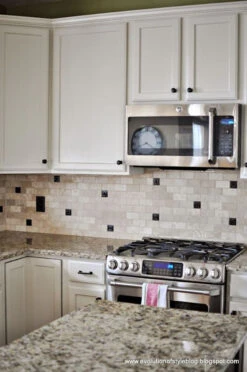 Liberty 3" Southampton Square Base Pull Bronze With Copper Highlights -D'Lawless Hardware Shop southampton decorative cabinet pull bronze w copper highlights l p20383 vbc c 5 39932.1658326333