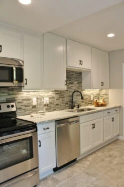 Liberty 3" Southampton Square Base Pull Bronze With Copper Highlights -D'Lawless Hardware Shop southampton decorative cabinet pull bronze w copper highlights l p20383 vbc c 8 02609.1658326333