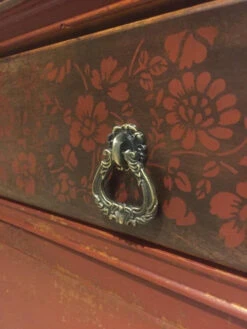 1-1/2" Baroque Tear Drop Pull Antique English 22 1-1/2" Baroque Tear Drop Pull Antique English -D'Lawless Hardware Shop tear drop pull 1 75235.1645034055