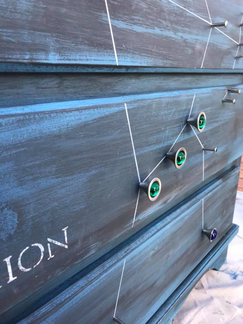 Liberty 1-1/4" Glass Lilly Knob Topaz & Brushed Satin Pewter 3 Liberty 1-1/4" Glass Lilly Knob Topaz & Brushed Satin Pewter - Image 3