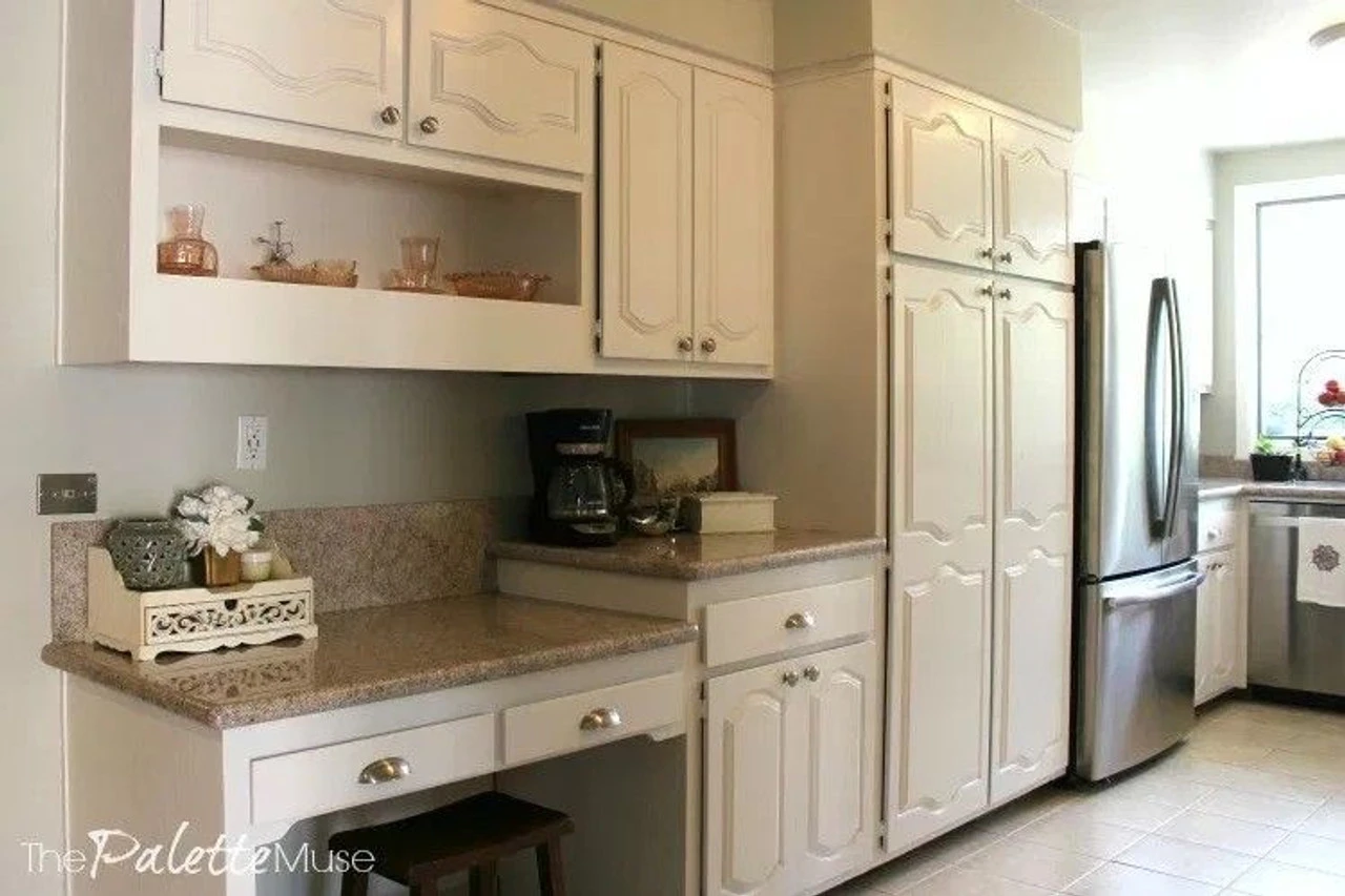 Liberty Pair Variable Overlay Self Closing White Hinge L-H0103AV-W-O 6 Liberty Pair Variable Overlay Self Closing White Hinge L-H0103AV-W-O - Image 6