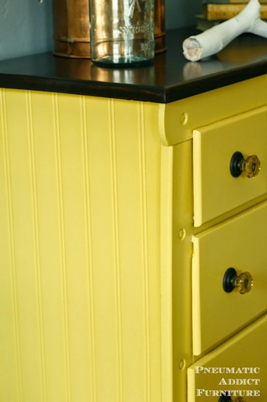 1-3/8" Octagon Cut Glass Knob Root Beer With Oil Rubbed Bronze 5 1-3/8" Octagon Cut Glass Knob Root Beer With Oil Rubbed Bronze - Image 5